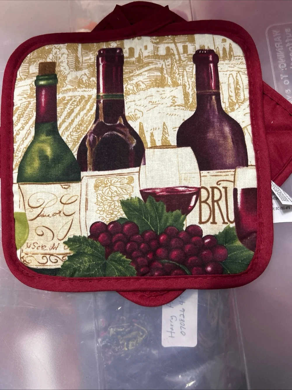 Wine & Grape Red Kitchen Pot Holders - Set of 2